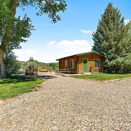 The Park Cabin At Mount Carmel Motel And Rv Park Маунт-Кармел Экстерьер фото